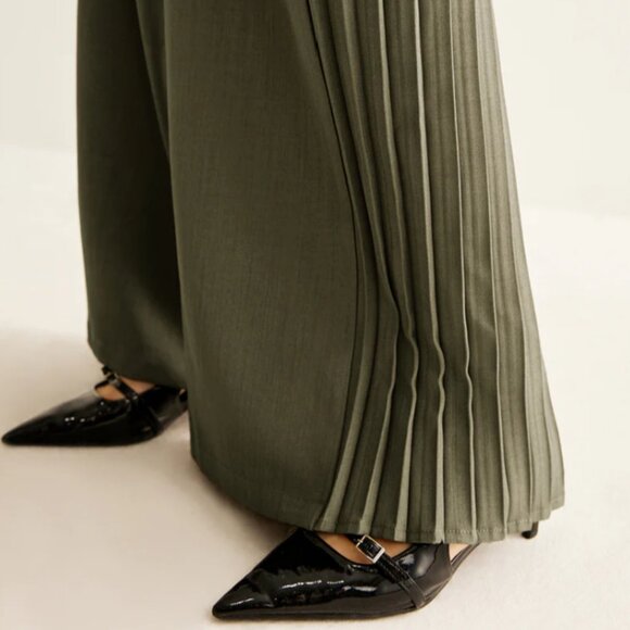 Commense Side Pleated Wide-Leg Pants in Army Green Size L NWT - Picture 2 of 3